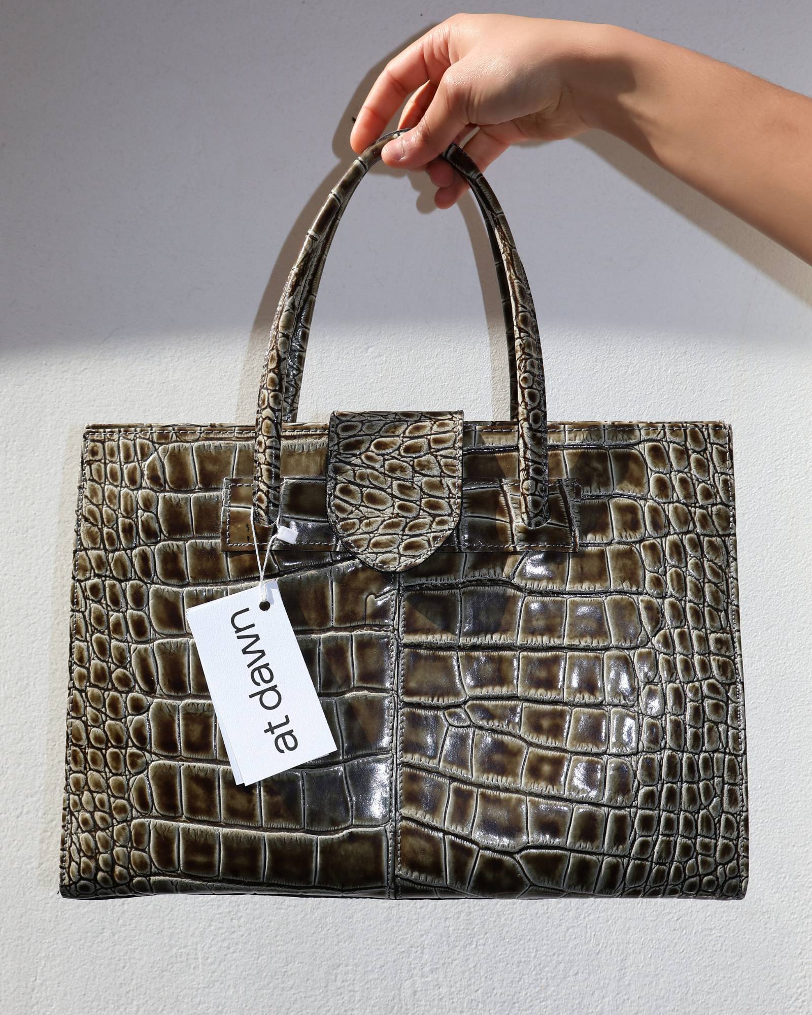 OLIVE CROCO FIRKIN BAG