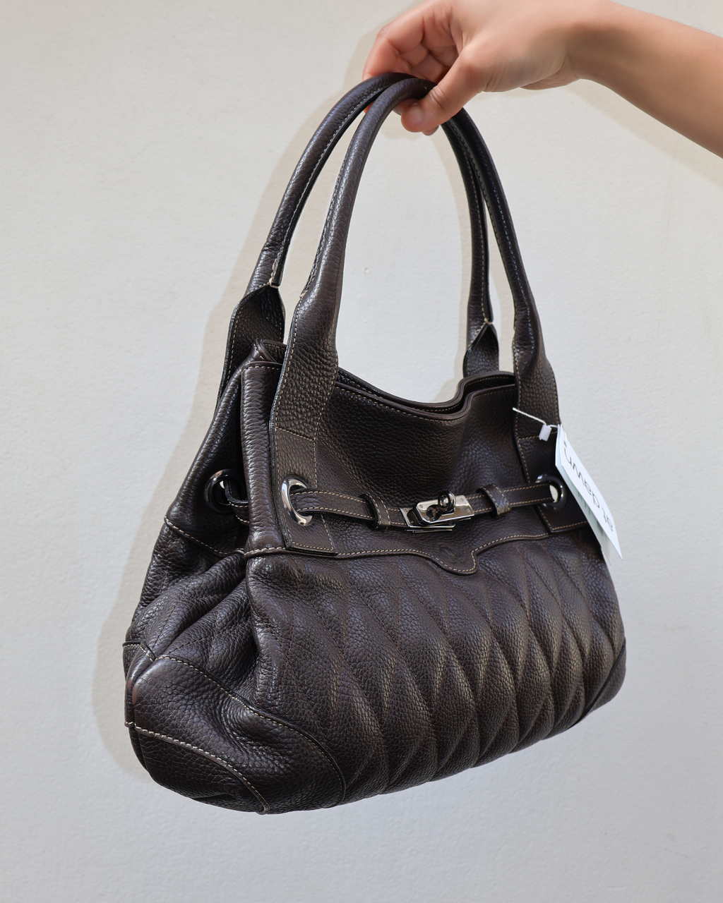DARK BROWN QUILTED LOCK BAG