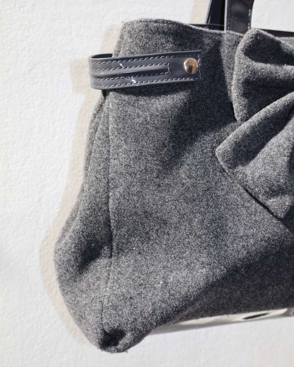 WOOL BOW BAG