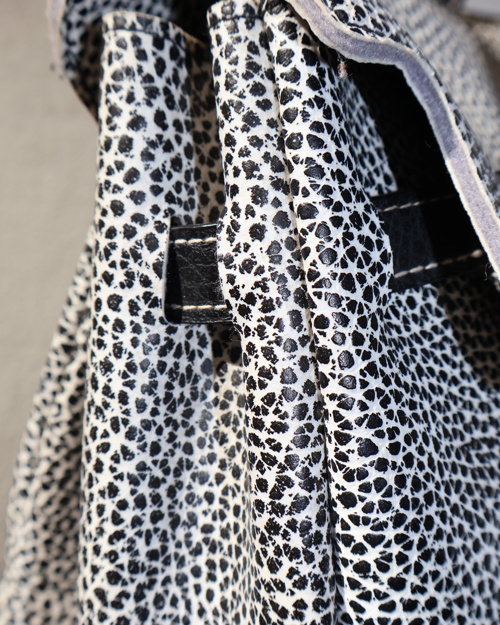 MINI FIRKIN BLACK WHITE BAG