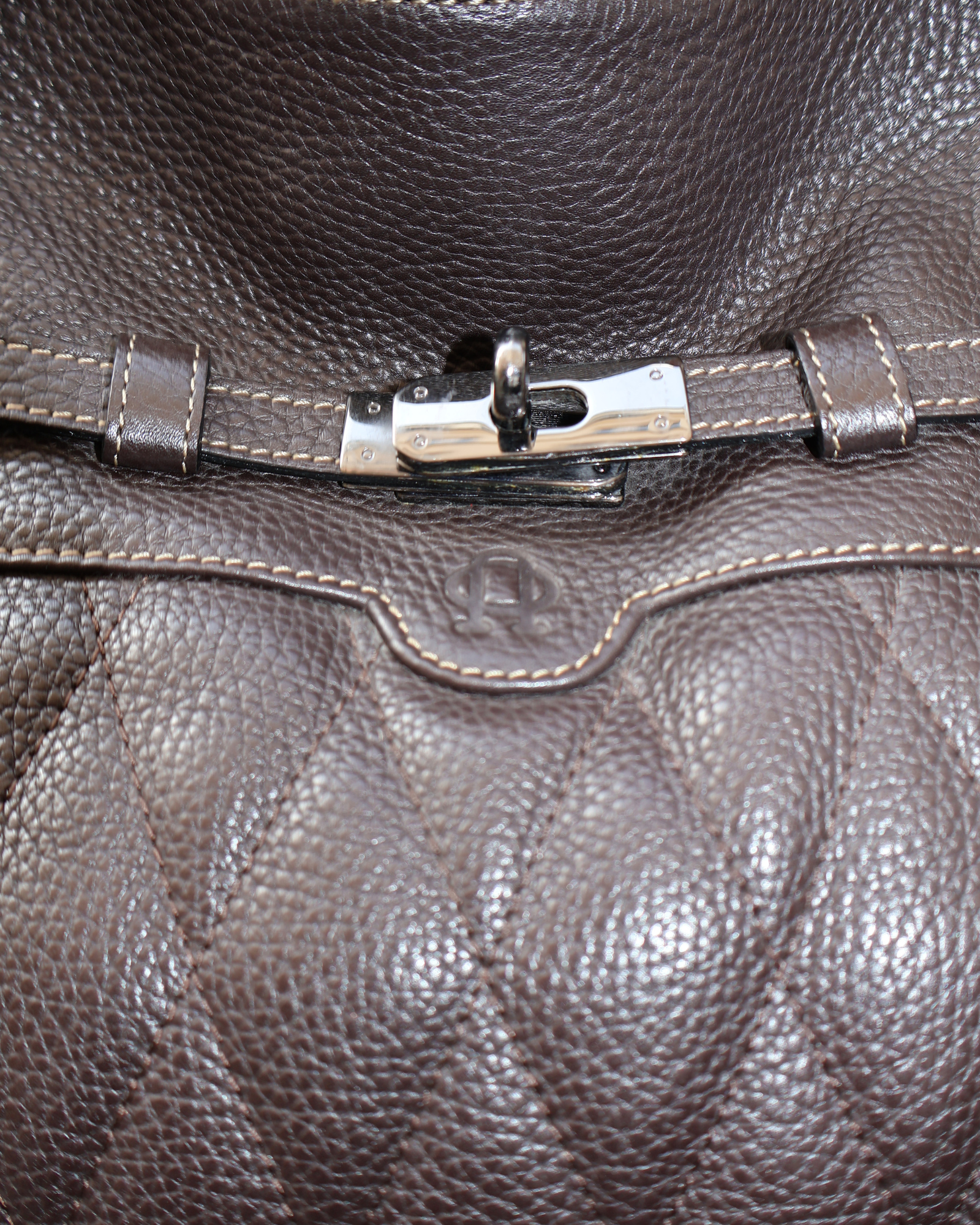 DARK BROWN QUILTED LOCK BAG