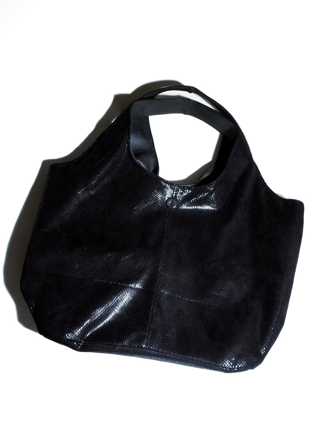 SHINY BLACK BAG