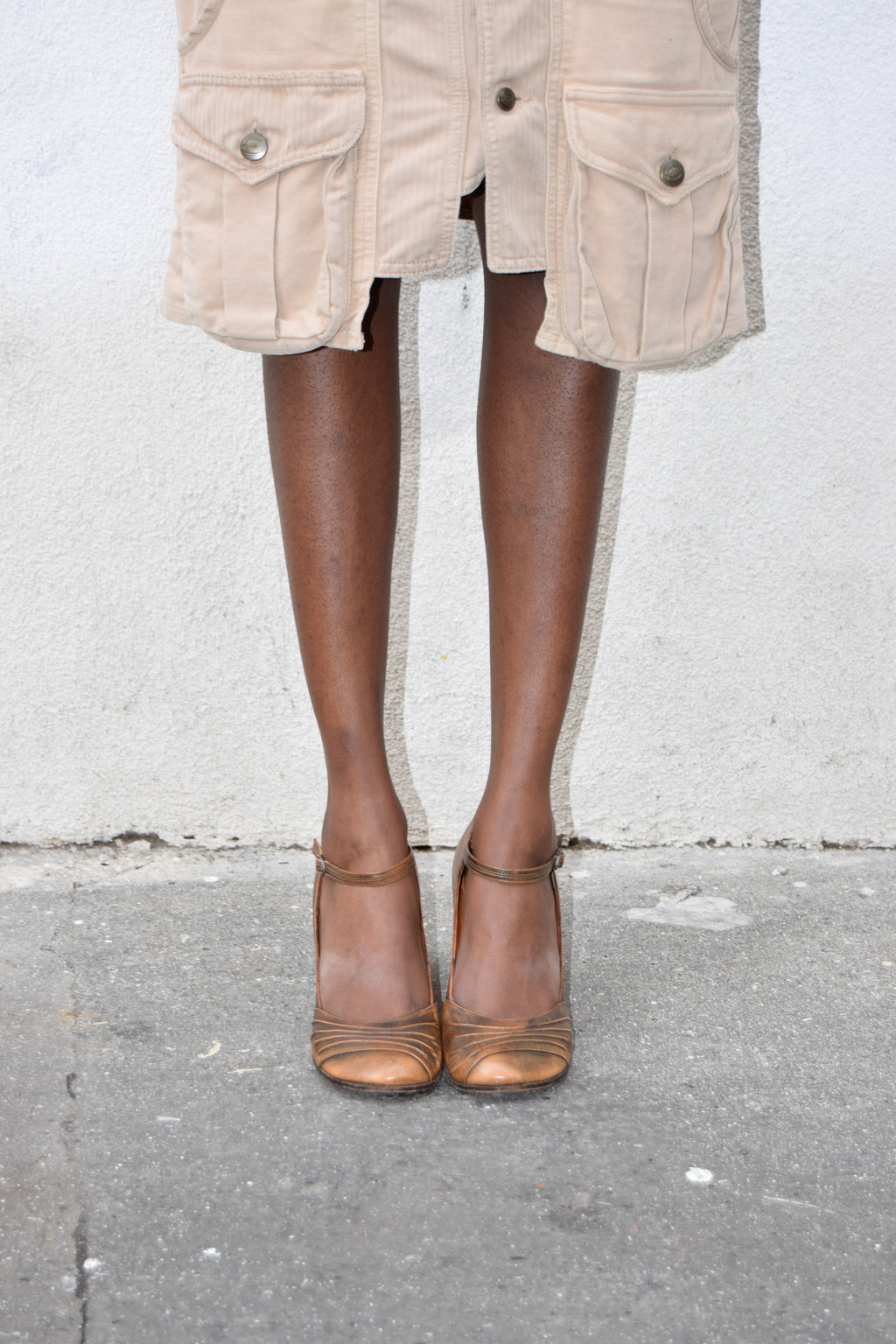 ORANGE BROWN ANKLE-STRAP HEELS
