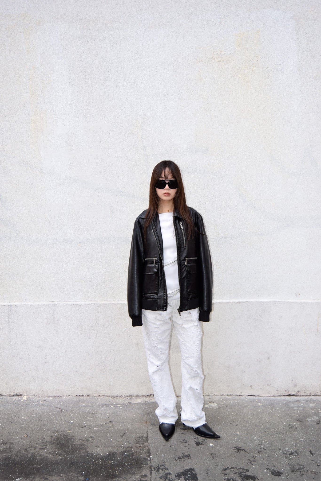 BLACK LEATHER JACKET