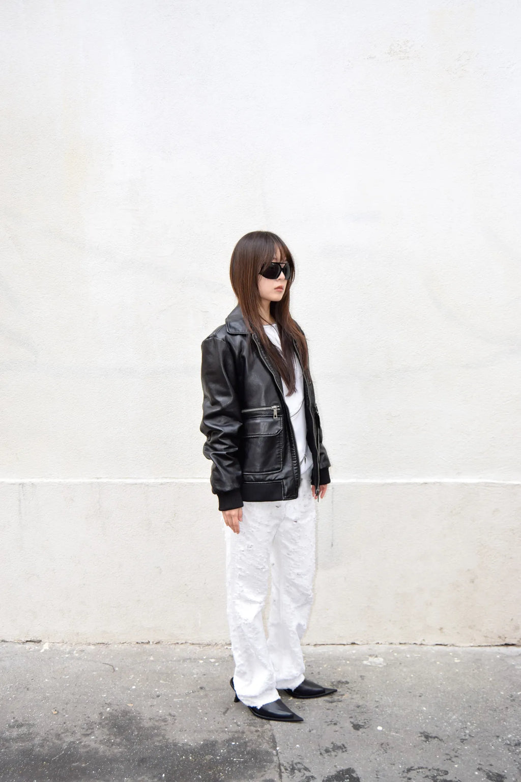 BLACK LEATHER JACKET