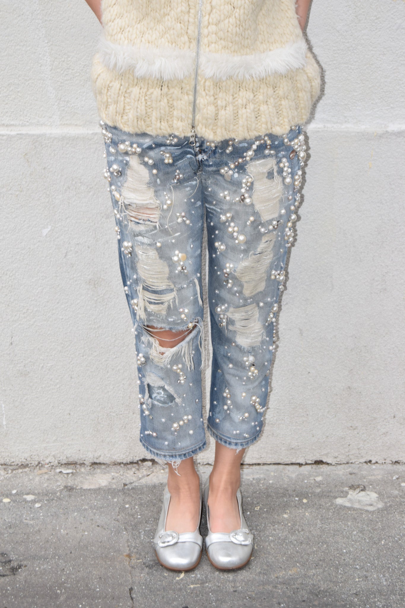 CROPPED PEARLS JEANS
