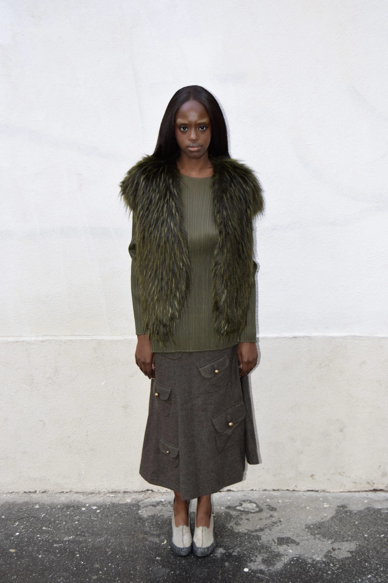 MULTI-POCKETS KHAKI SKIRT
