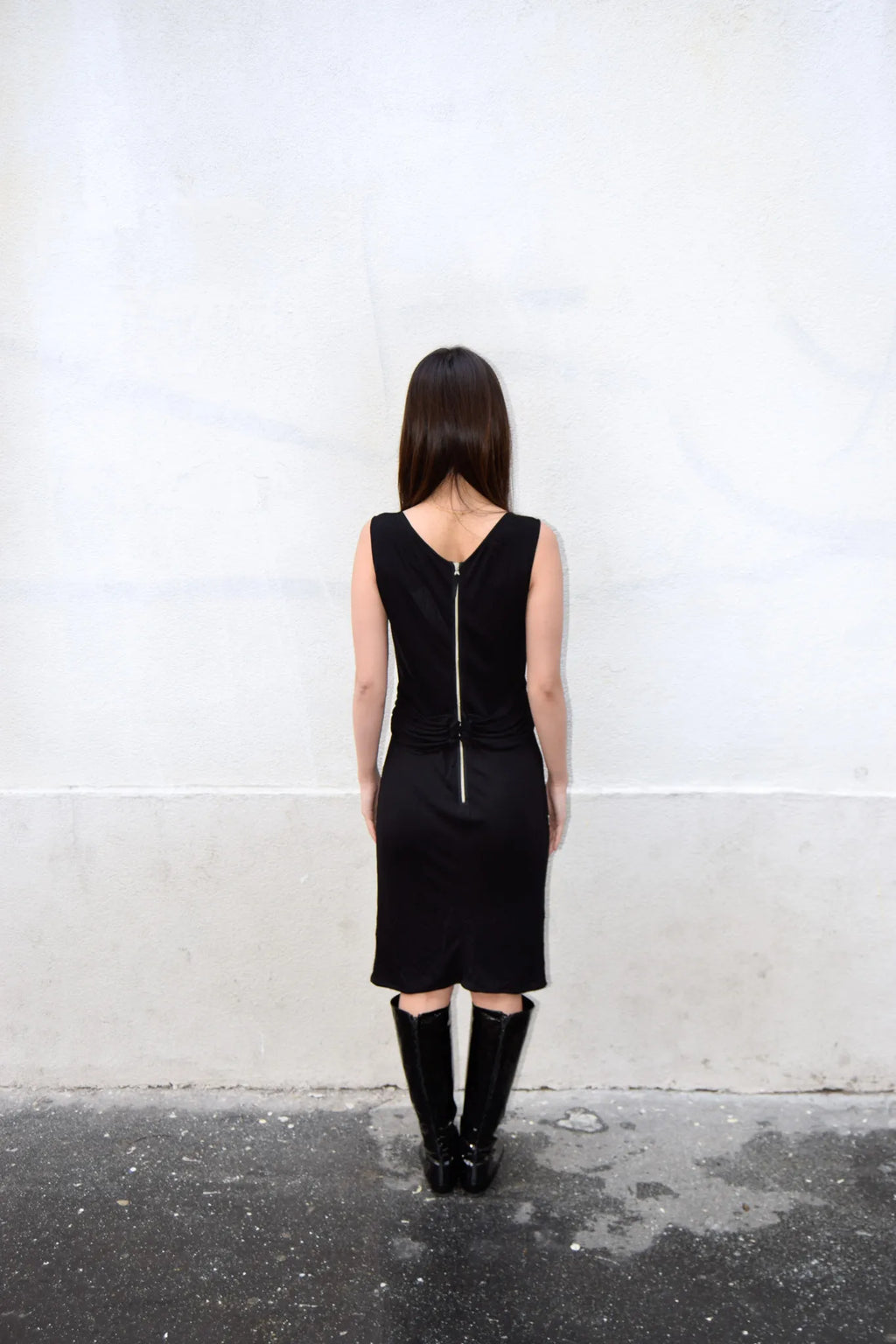 BLACK DRESS
