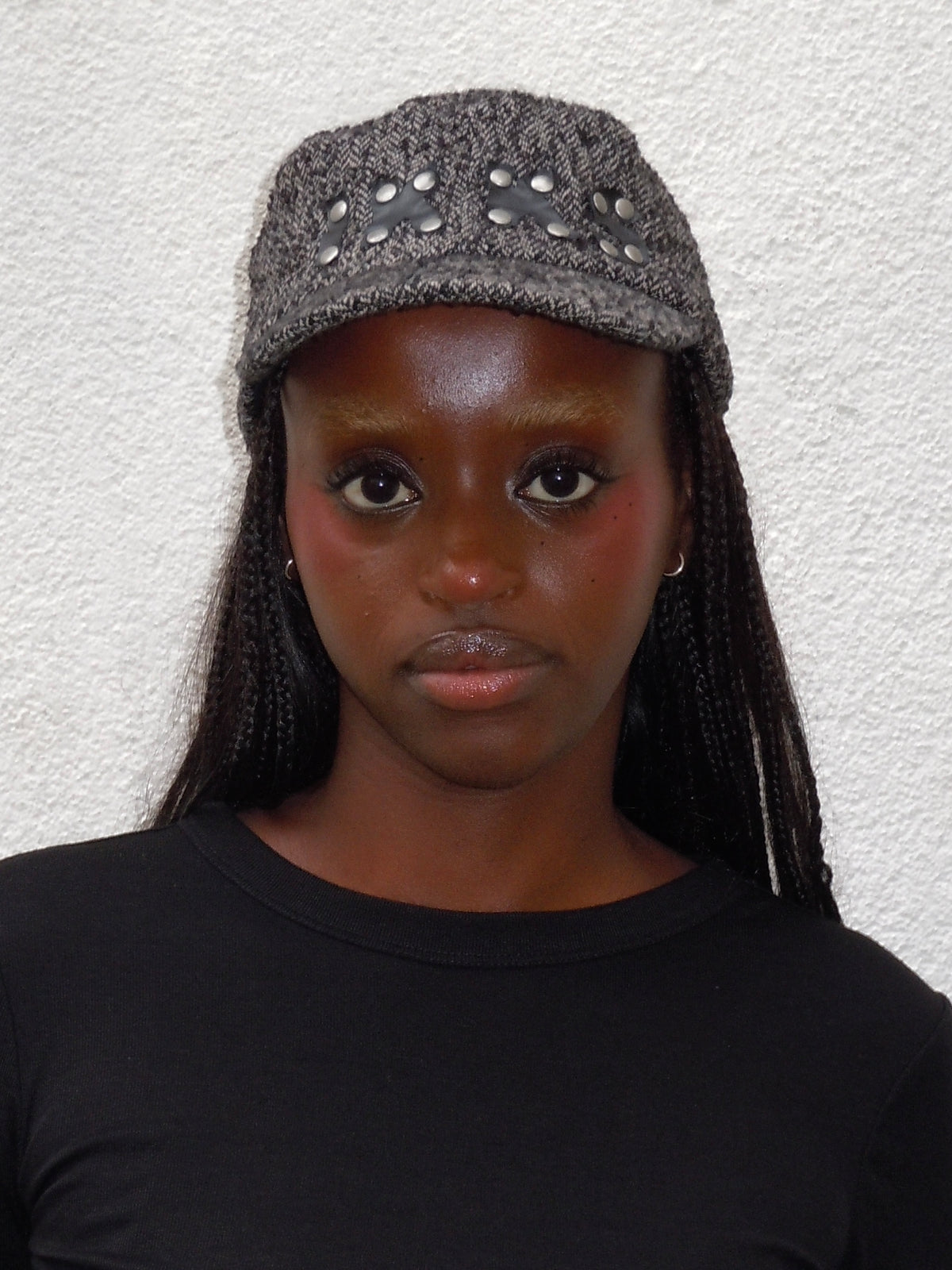 GREY WOOL TWEED STUDDED CAP