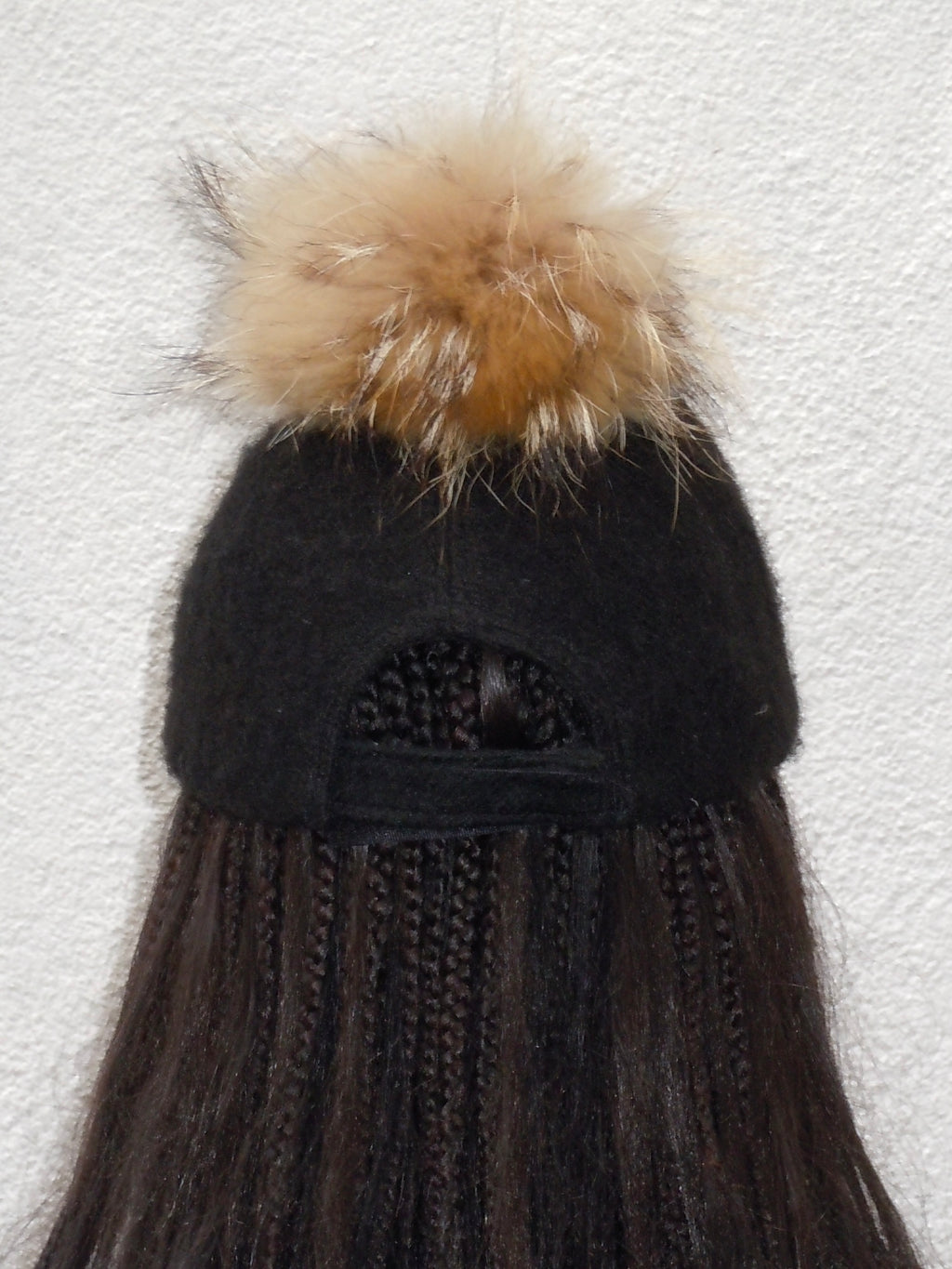 BLACK WOOL FAUX FUR POMPOM CAP