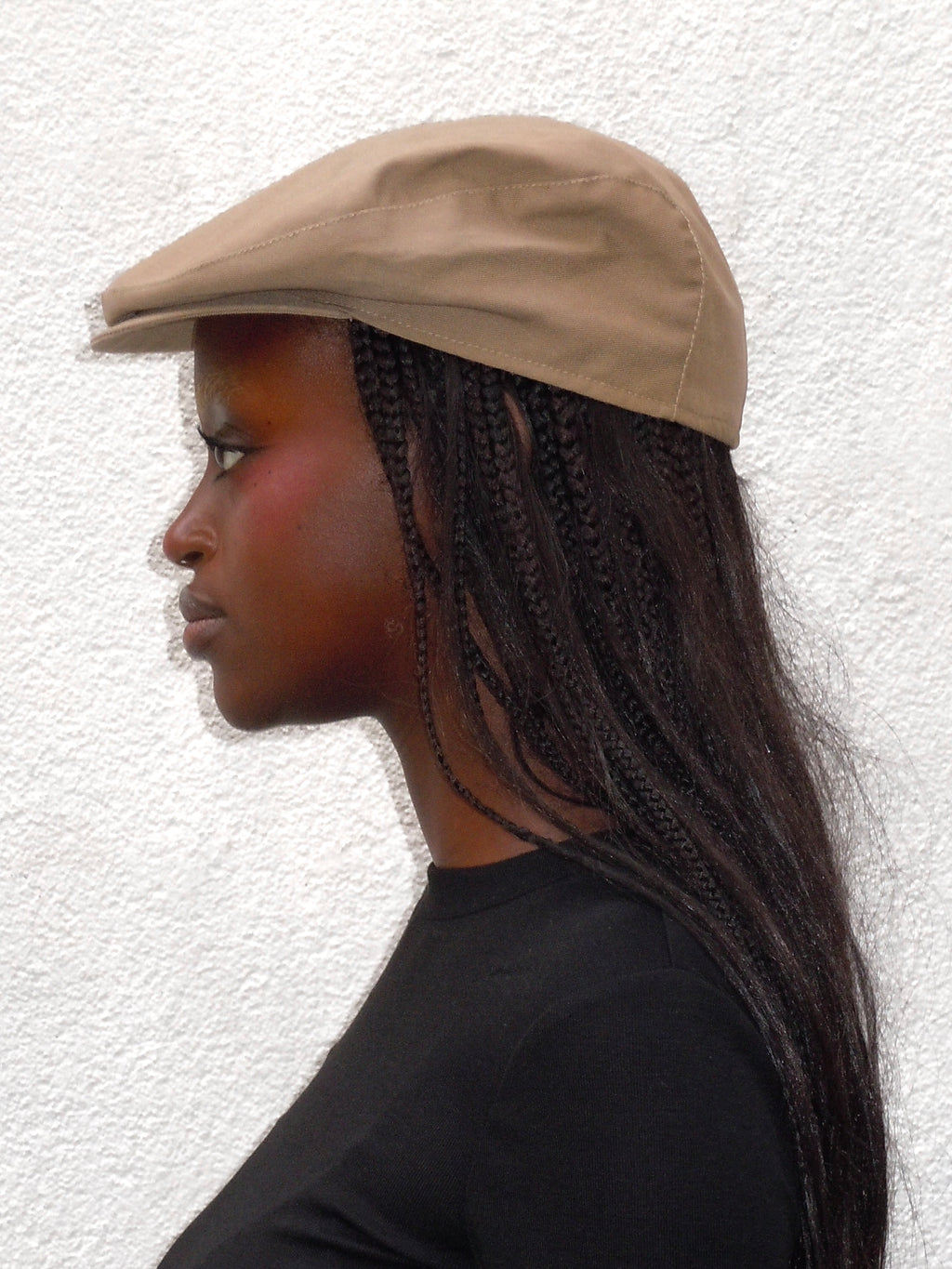 DARK BEIGE BUTTON FLAT BERET HAT