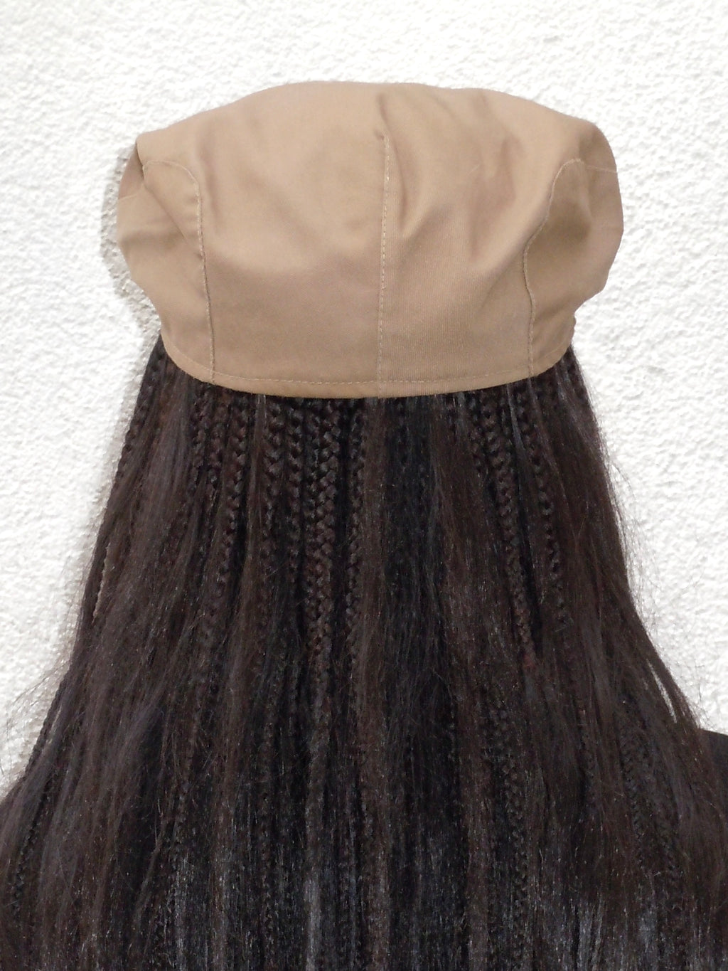 DARK BEIGE BUTTON FLAT BERET HAT