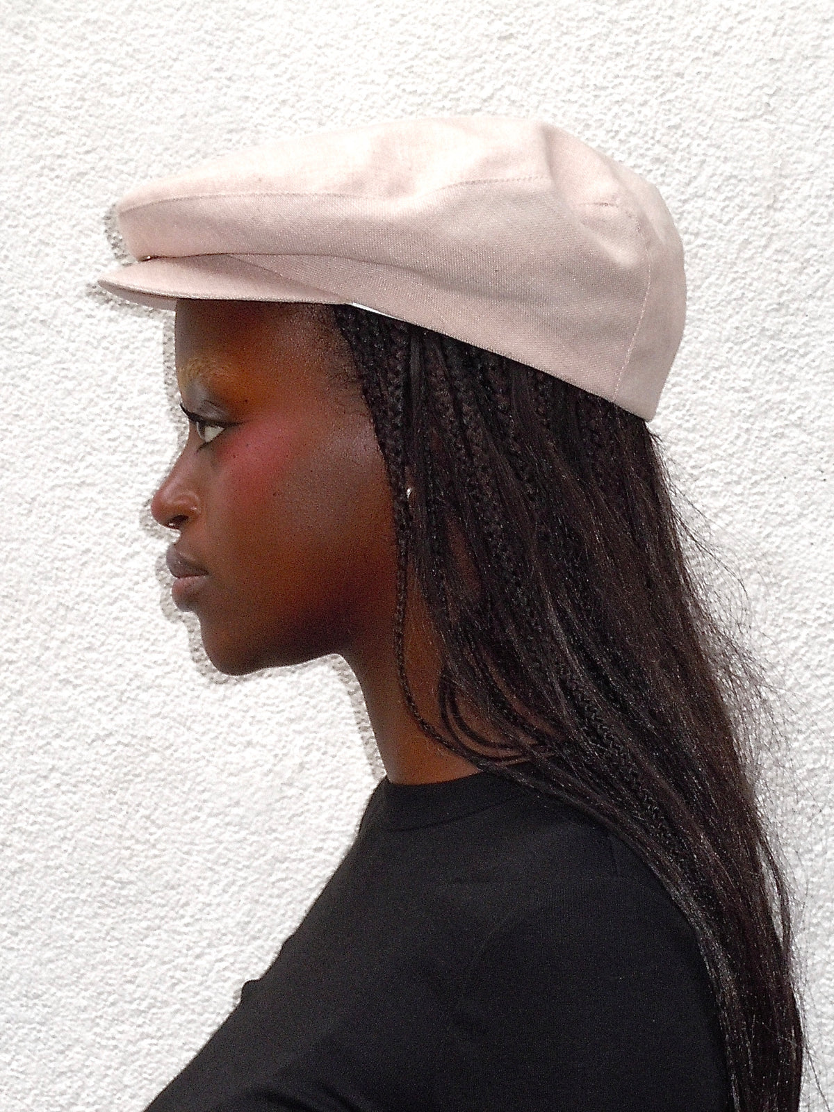 BEIGE BUTTON FLAT BERET HAT