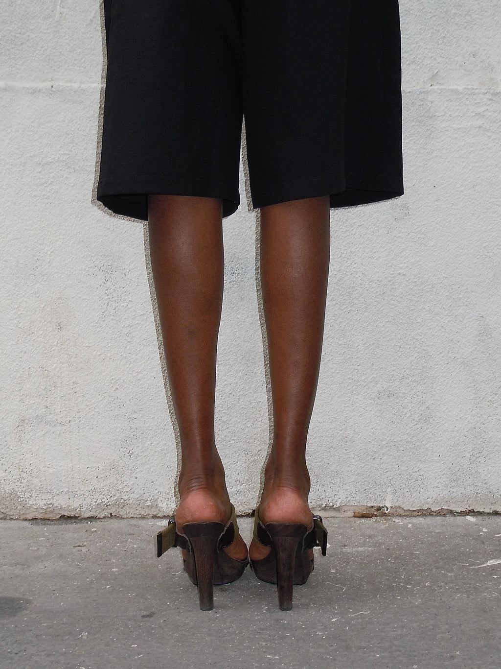 BROWN KHAKI BUCKLE SANDALS