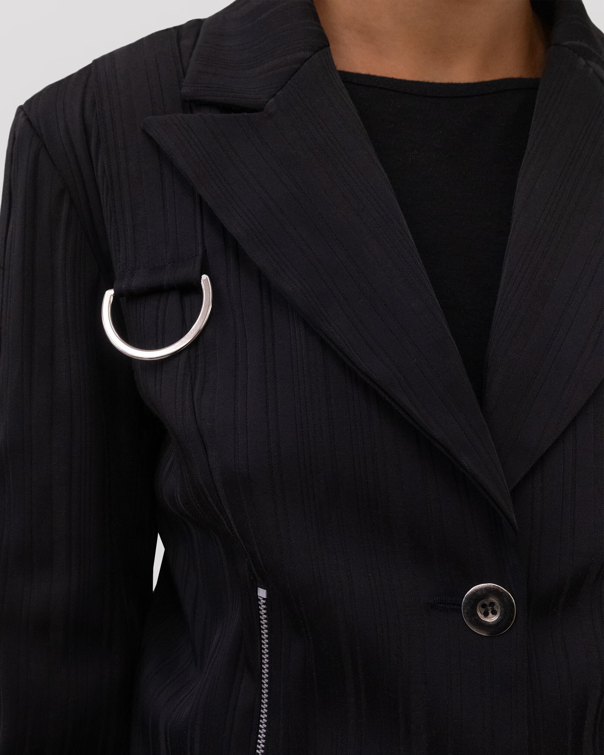 BUCKLED ZIPPED BLACK JACKET