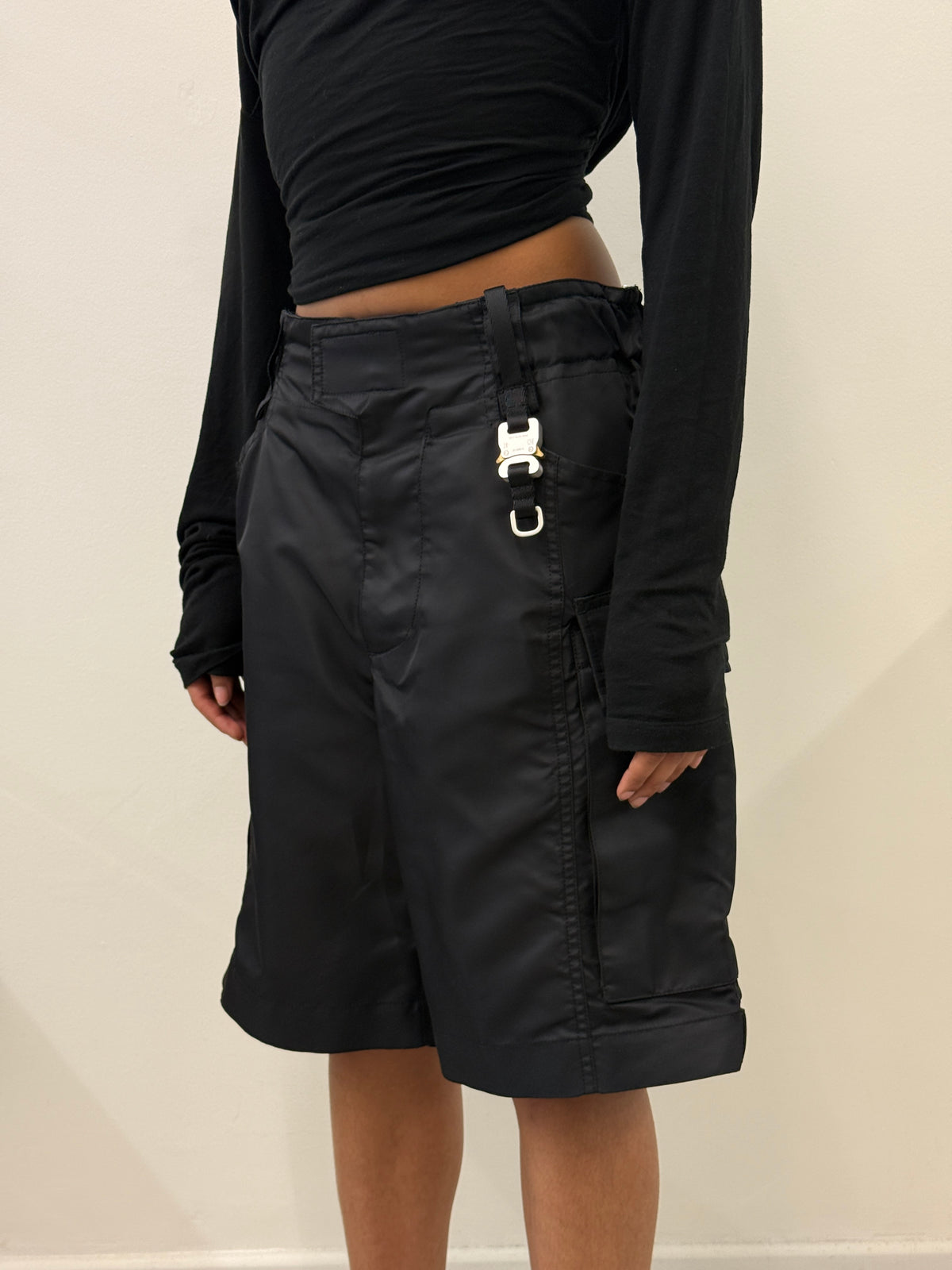 BLACK NYLON CARGO SHORTS