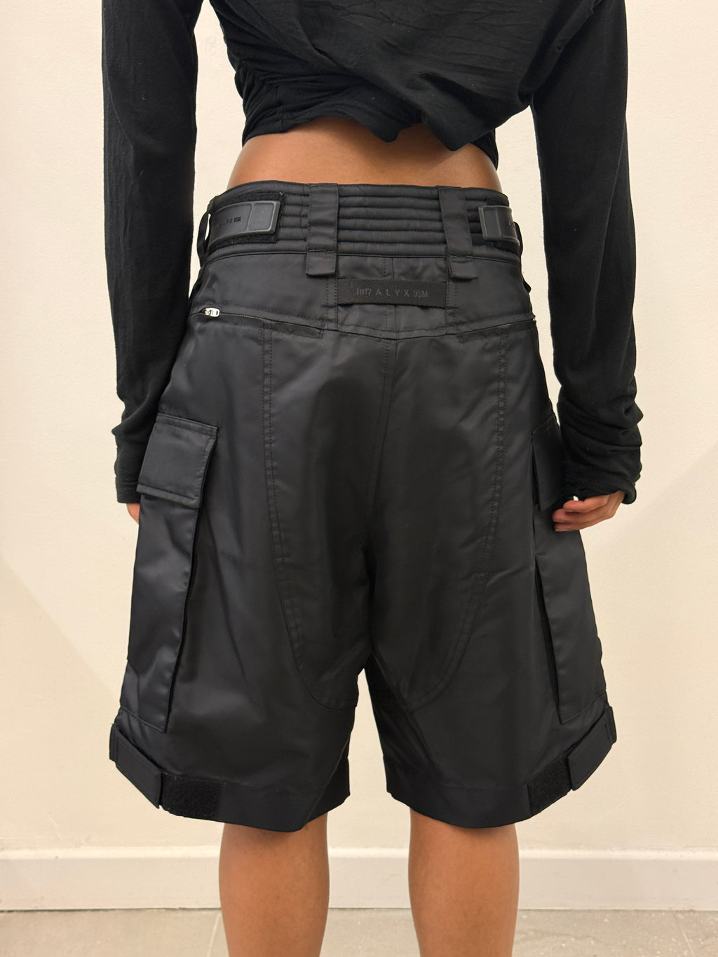 BLACK NYLON CARGO SHORTS