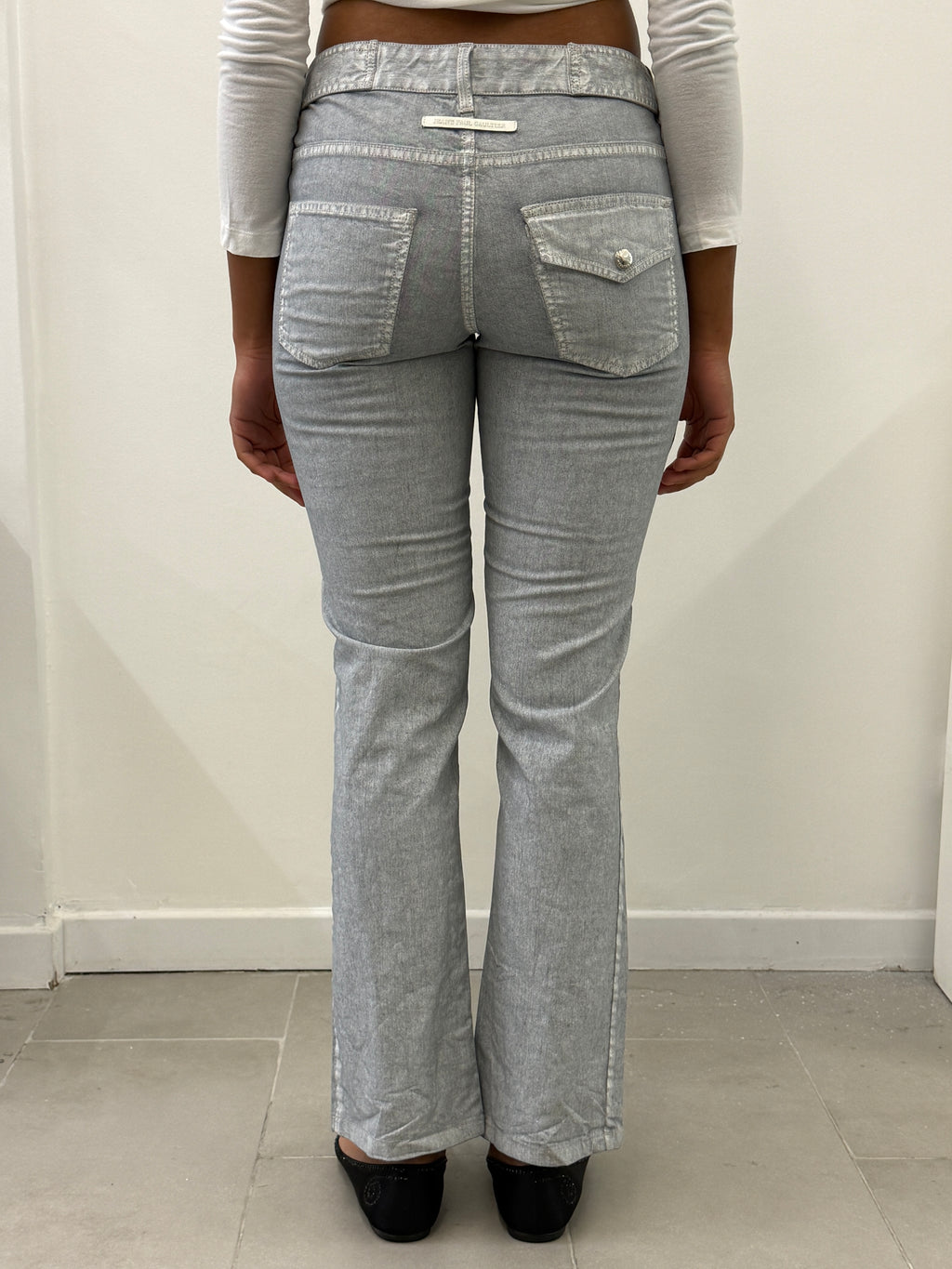 GREY ASYMMETRIC BUTTONS PANTS