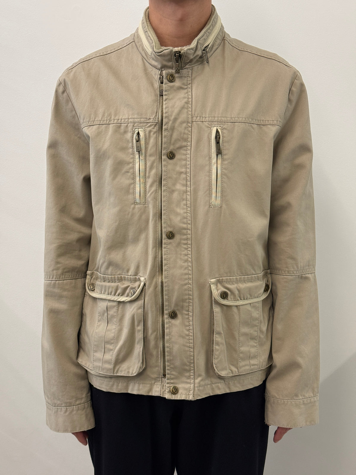 BEIGE MULTI-POCKETS ZIPPER JACKET