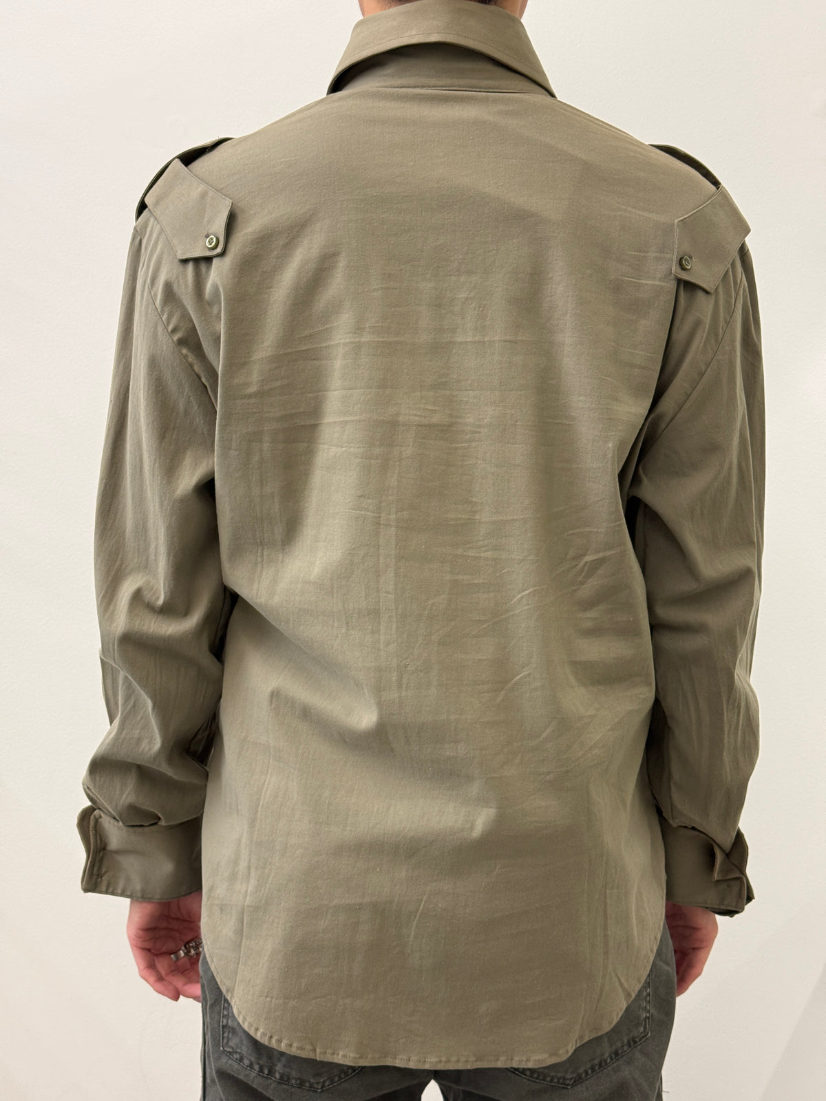 KHAKI DETAILED SHOULDERS SHIRT